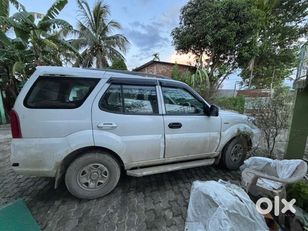 Tata Safari Storme 2017