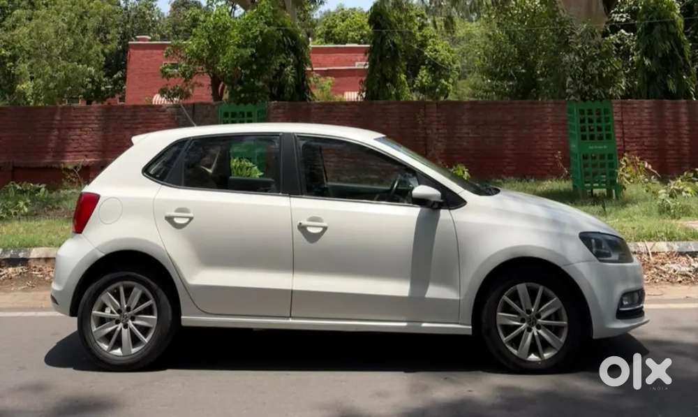 Volkswagen Polo 2015 Diesel (highline) Excellent Condition