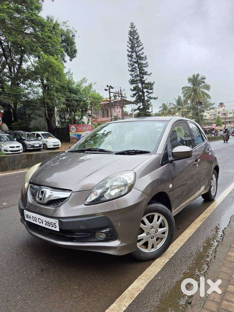 Honda Brio 2011-2013 V Mt, 2013, Petrol