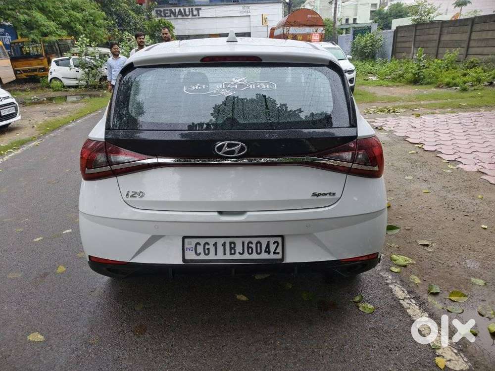 Hyundai I20 Sportz 1.2 Ivt, 2023, Petrol