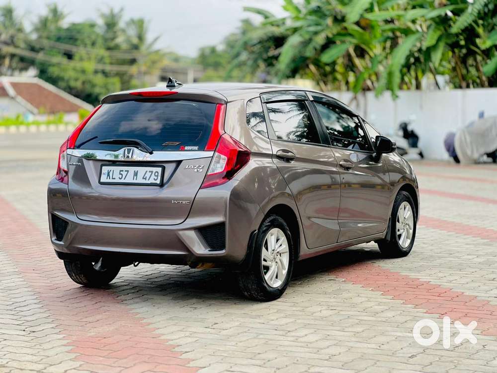 Honda Jazz V Cvt, 2015, Petrol