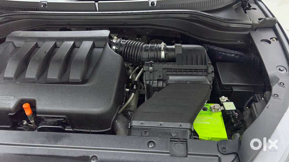 Mahindra Xuv700 2.0 Ax 7 Petrol At Luxury Pack Str, 2024, Petrol
