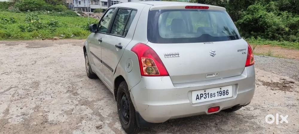 Maruti Suzuki Swift 2011 Year