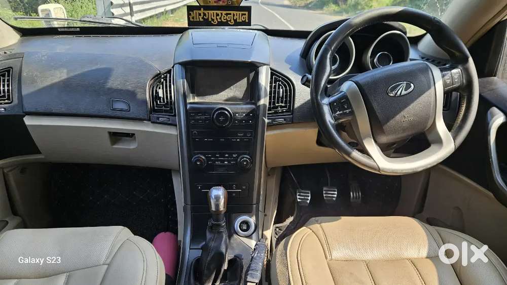 Mahindra Xuv500 W10 2015 October Month