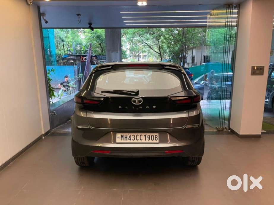 Tata Altroz 1.2 Xz Plus Rtn Dct, 2022, Petrol
