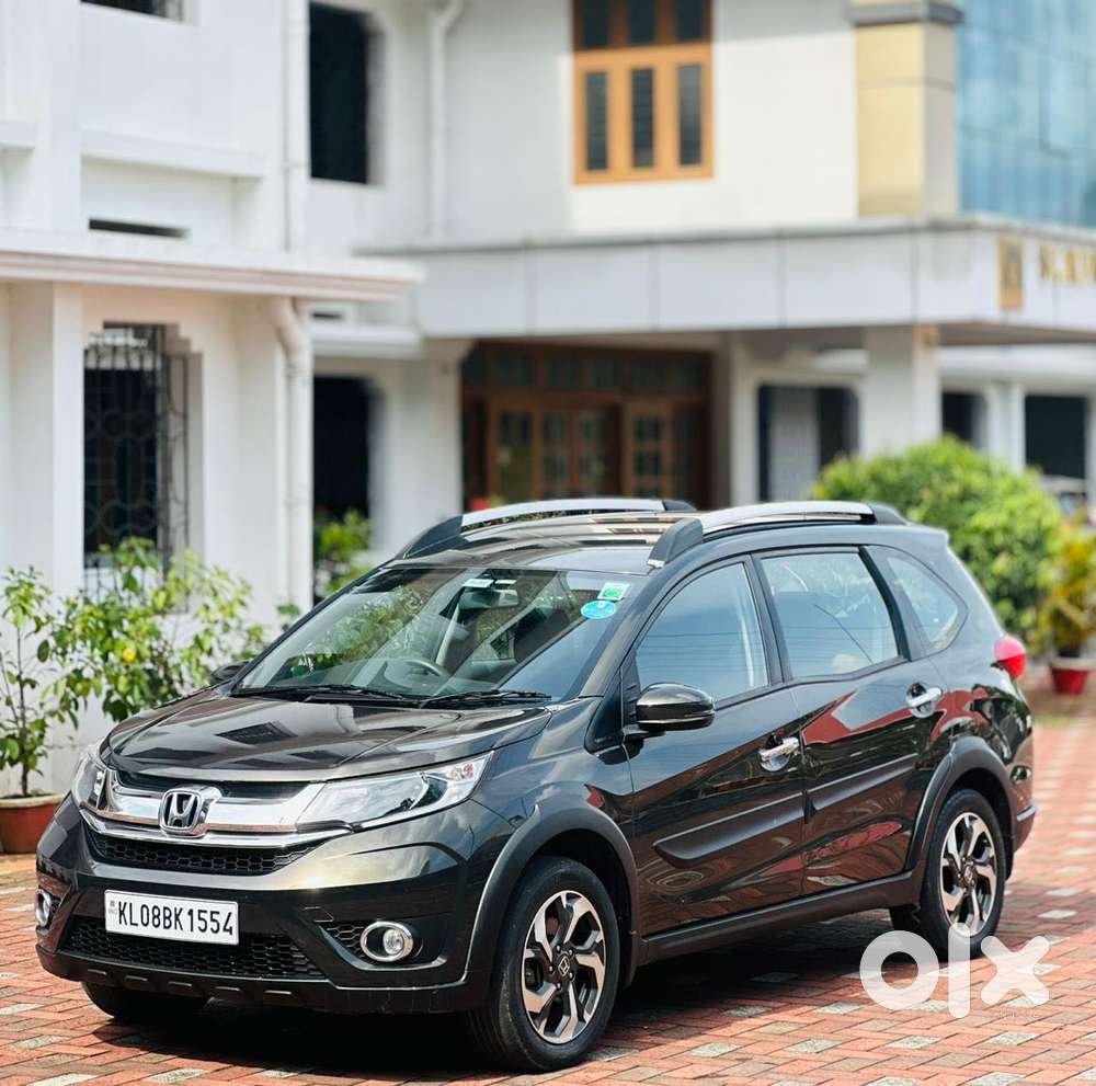 Honda Br-v Style Edition V Cvt, 2016, Petrol