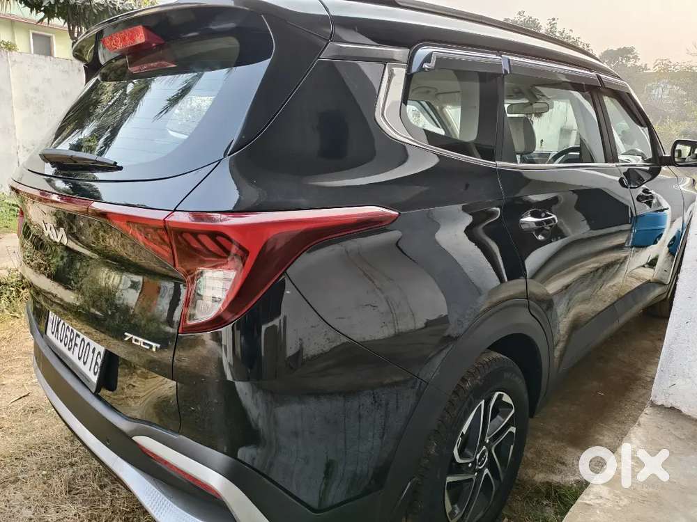 Kia Carens Prestige Plus 2023