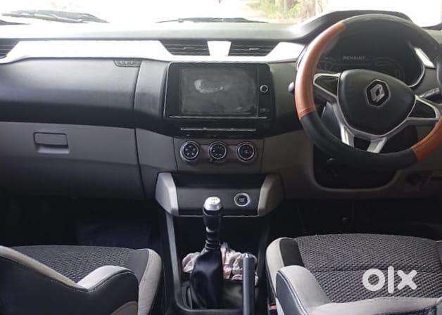 Renault Triber Rxz, 2019, Petrol