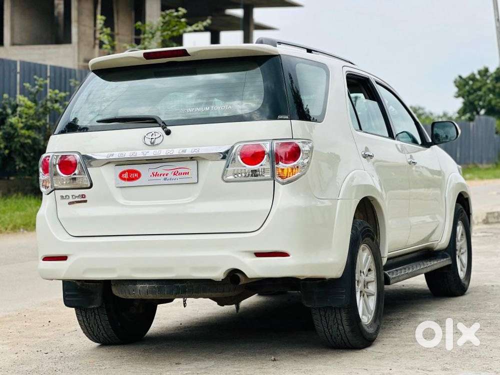 Toyota Fortuner 3.0 4x2 Automatic, 2013, Diesel
