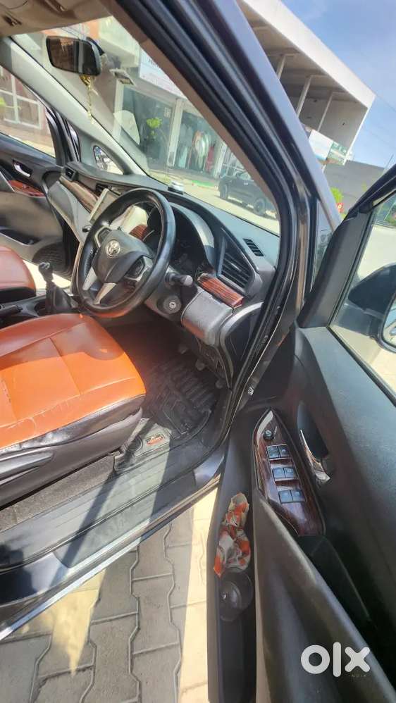 Toyota Innova Crysta 2017