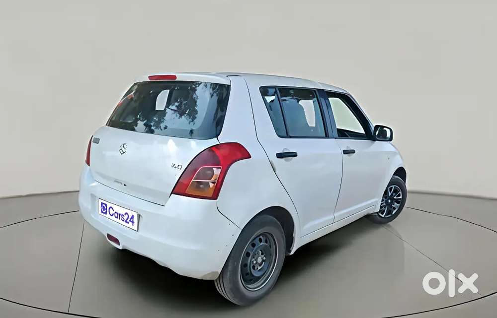 Maruti Suzuki Swift Lxi 2011
