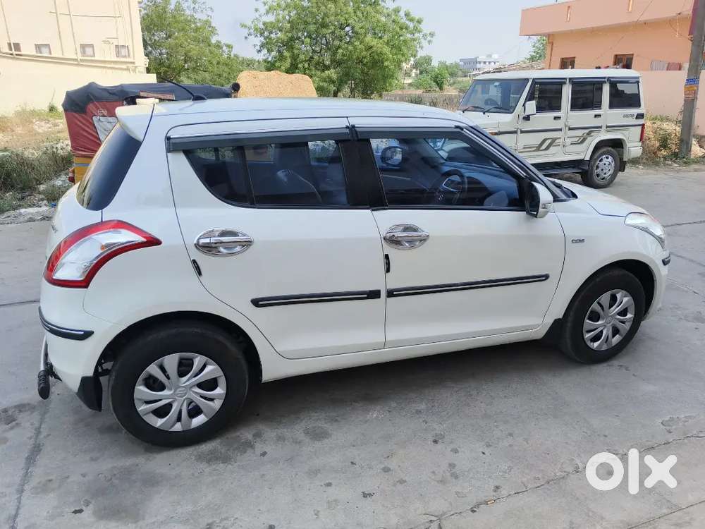 Maruti Suzuki Swift 2015 Diesel 124580 Km Driven