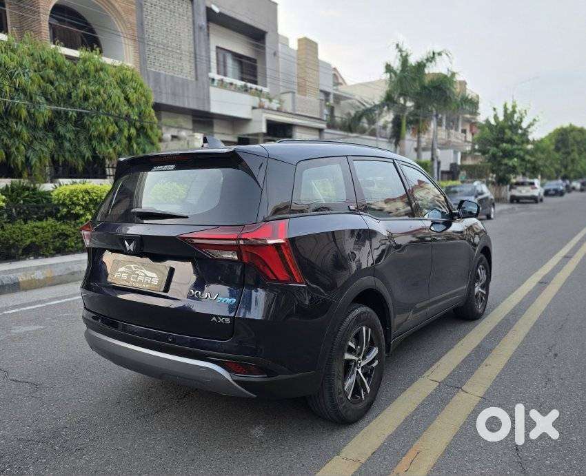 Mahindra Xuv700 2.2 Ax 5 Diesel At Str, 2022, Diesel