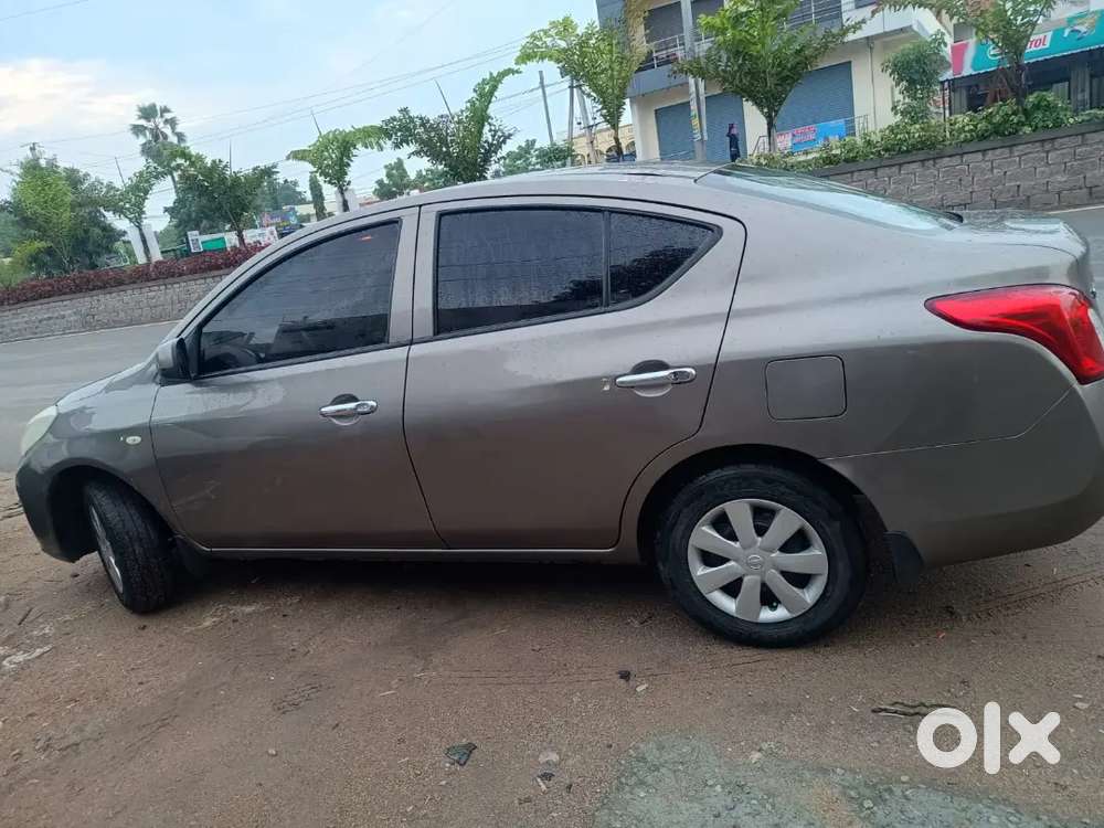 Nissan Sunny 2012 Diesel 200000 Km Driven