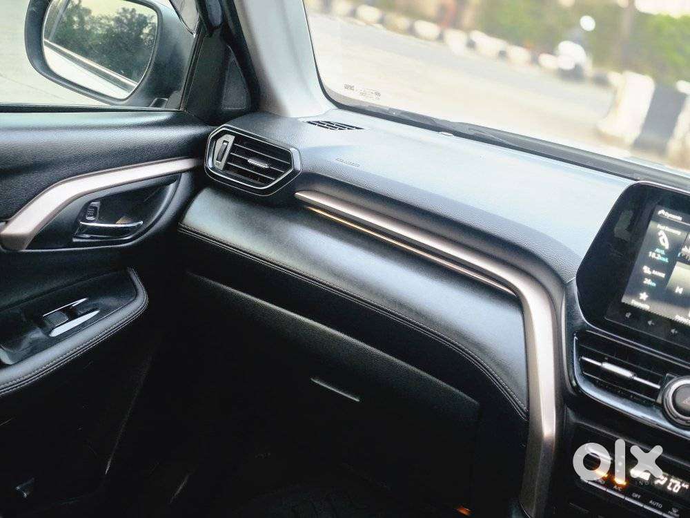 Maruti Suzuki Grand Vitara 1.5 Zeta Plus Intelligent Hybrid Ecvt, 20..