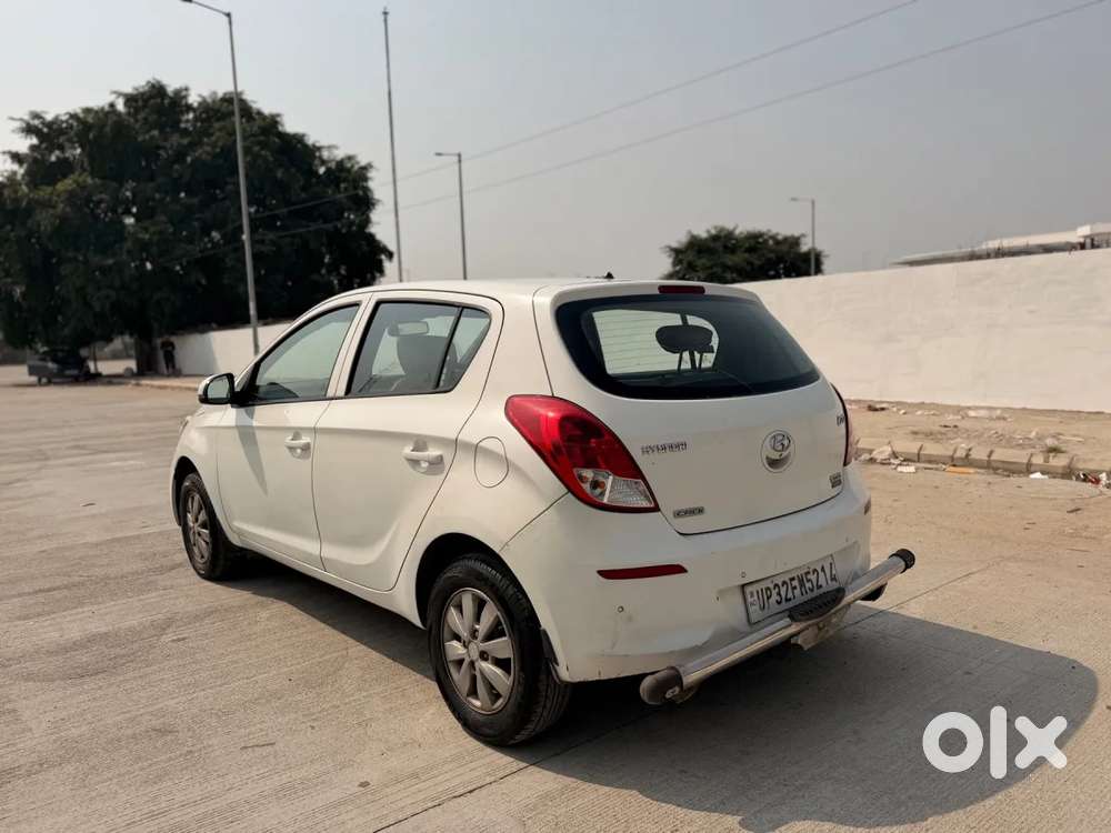 Hyundai I20 Sportz 1.4 Crdi 6 Speed Bs-iv, 2014, Diesel
