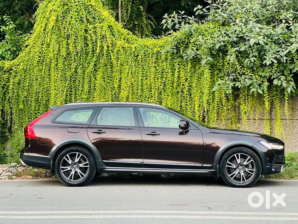 Volvo V 90 Cross Country D5, 2018, Diesel