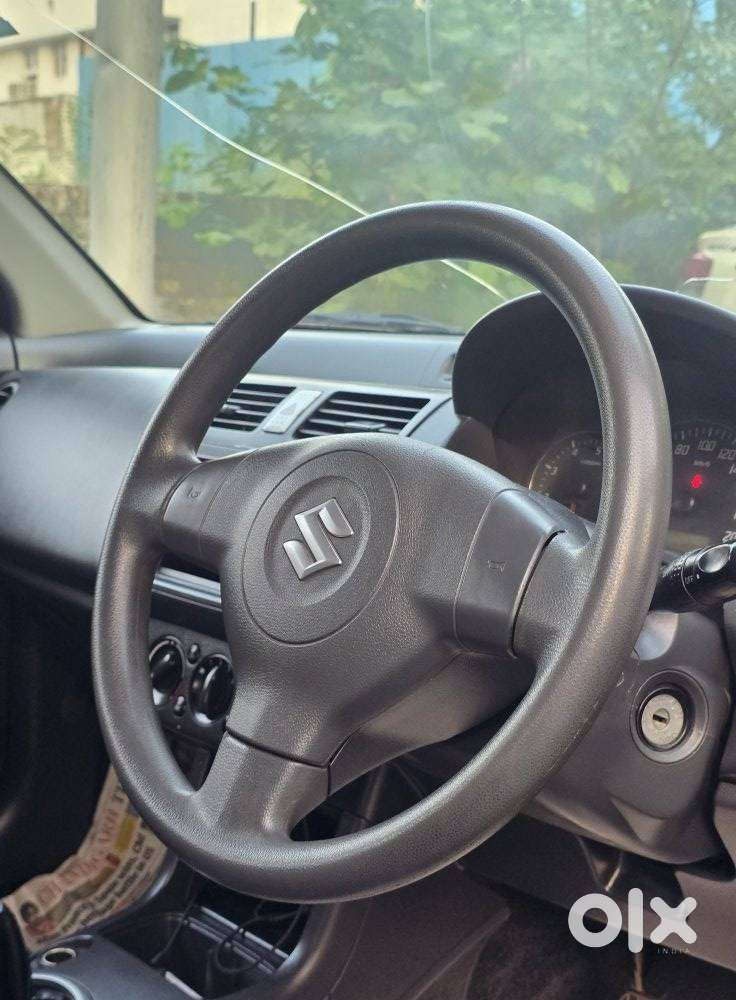 Maruti Suzuki Swift Vdi Bsiv, 2011, Diesel