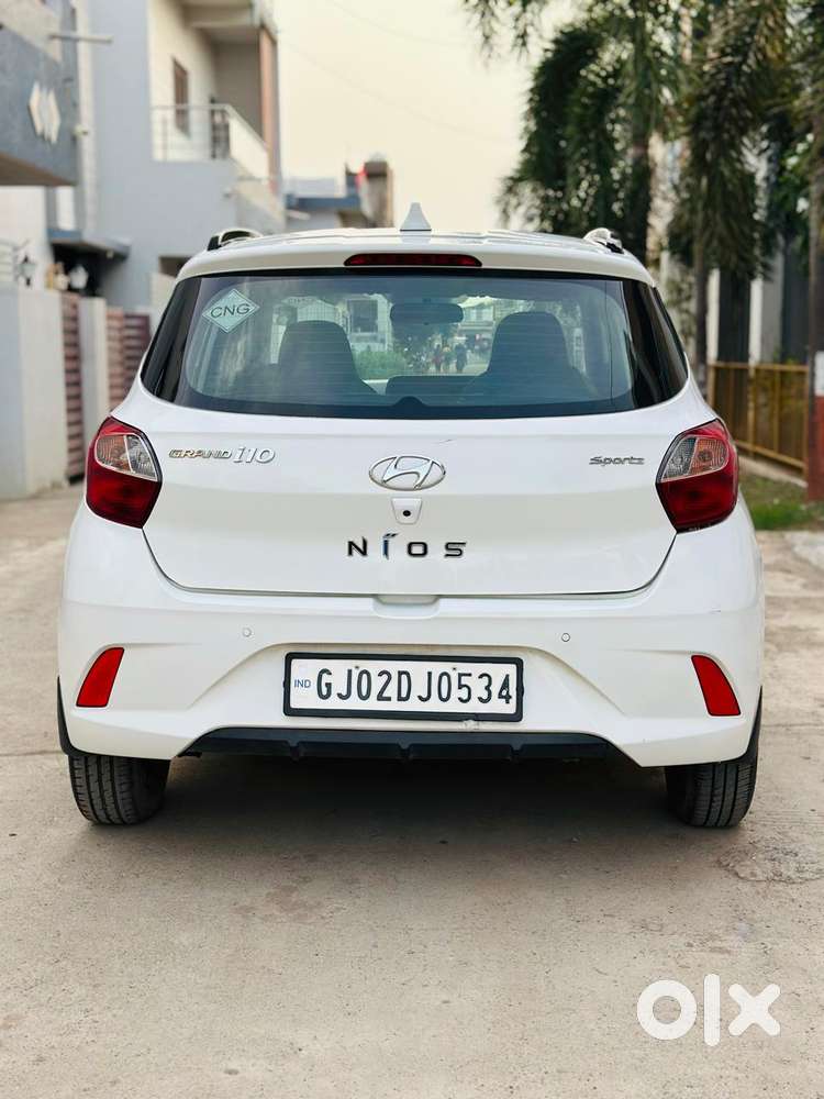 Hyundai Grand I10 Nios Sportz 1.2 Kappa Cng, 2021, Cng & Hybrids