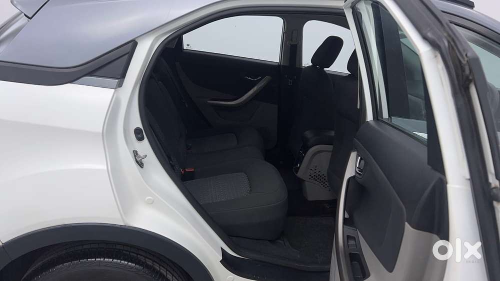 Tata Nexon 1.2 Revotron Xz Plus Dual Tone, 2019, Petrol