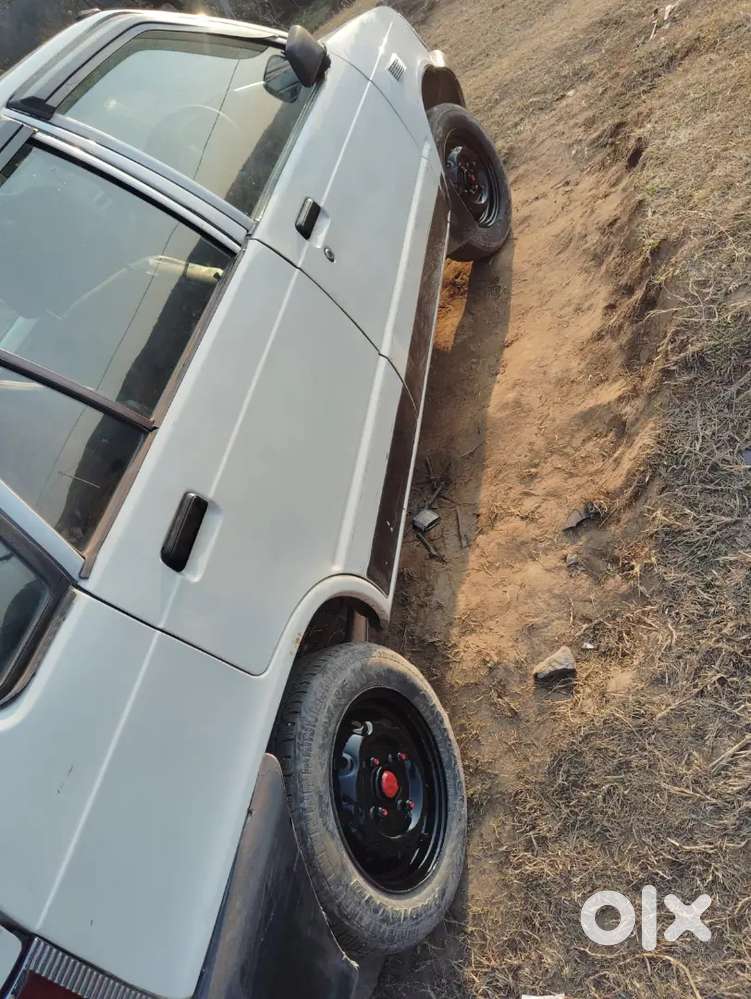 Maruti Suzuki 800 2006