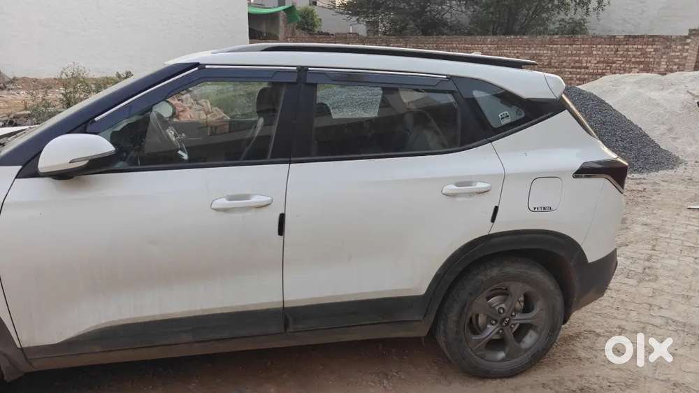 Kia Seltos Car
