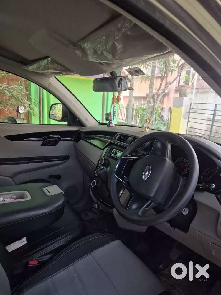 Mahindra Kuv100 Nxt 2019 Petrol 28000 Km Driven