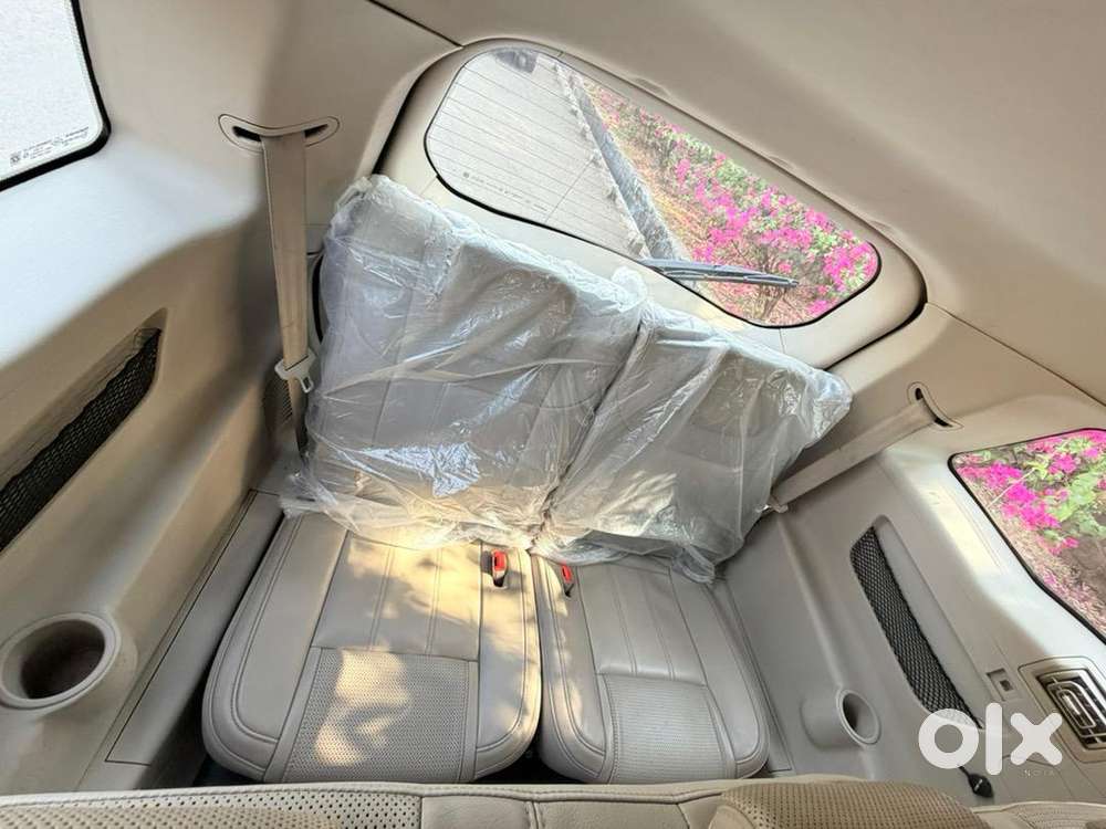 Mahindra Xuv500 W10 Sunroof 2016