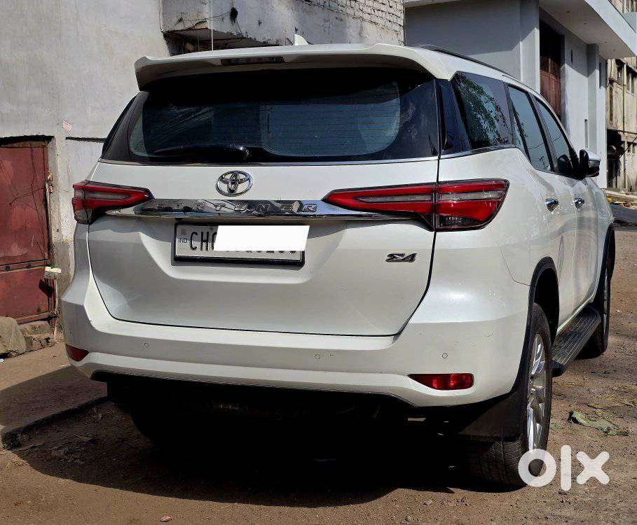 Toyota Fortuner 4x4 At 2.8 Diesel, 2023, Diesel