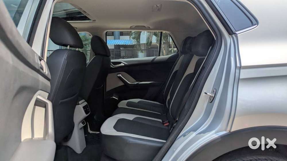 Volkswagen Taigun 1.0 Tsi Topline At, 2022, Petrol