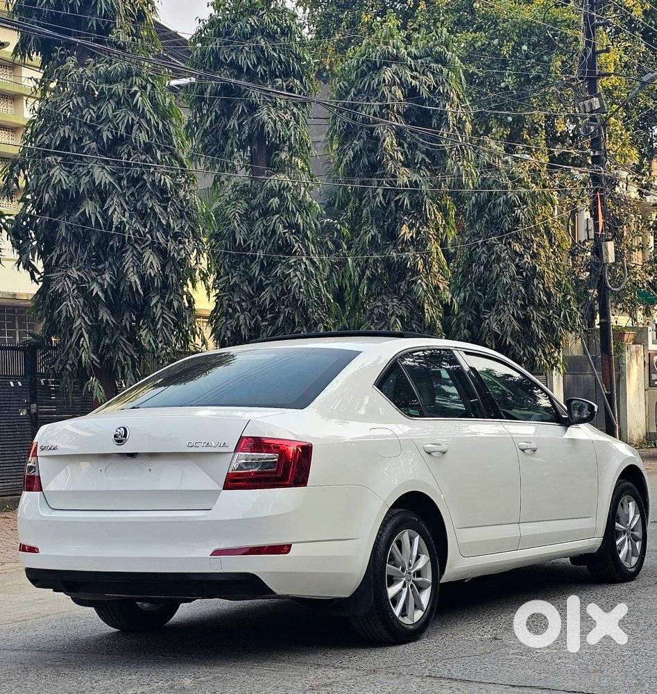 Skoda Octavia 2.0 Elegance Tdi Cr At, 2016, Petrol