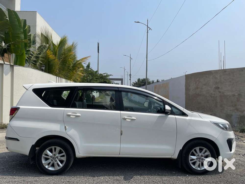 Toyota Innova Crysta 2.4 G Mt 8s, 2020, Diesel