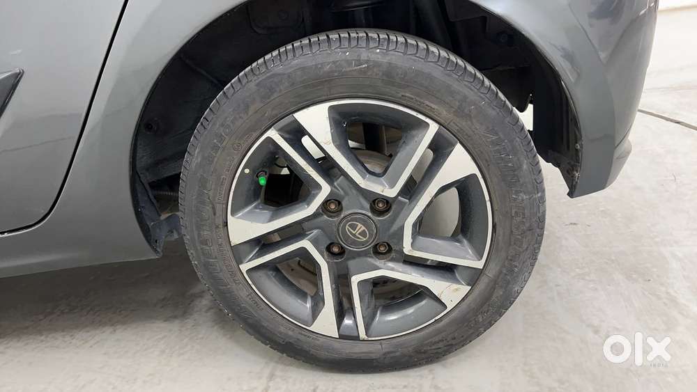 Tata Tiago 1.2 Revotron Xz Plus, 2020, Petrol