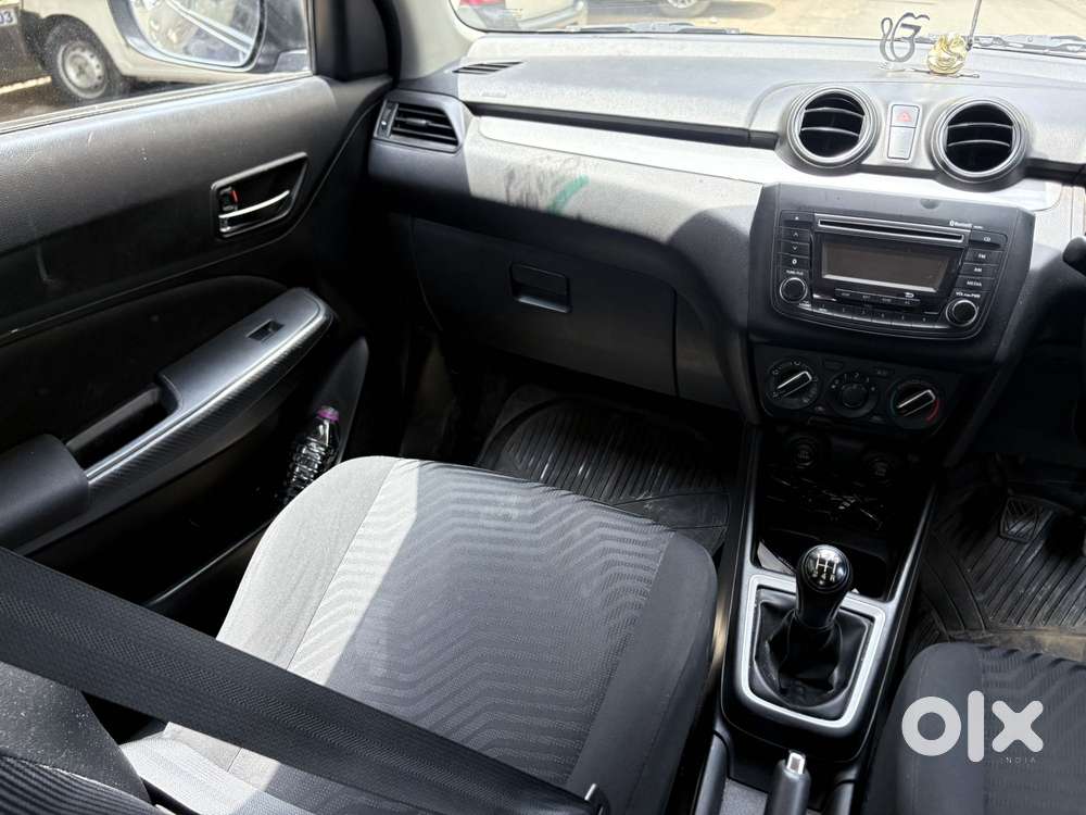 Maruti Suzuki Swift Vvt Vxi, 2021, Petrol