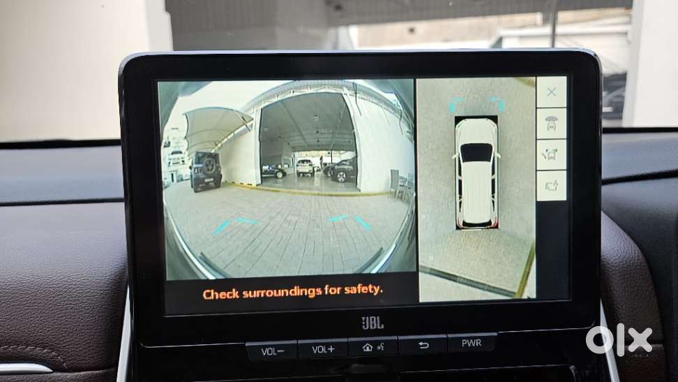 Toyota Innova Hycross 2.0 Zx Hybrid 7 Str, 2023, Petrol
