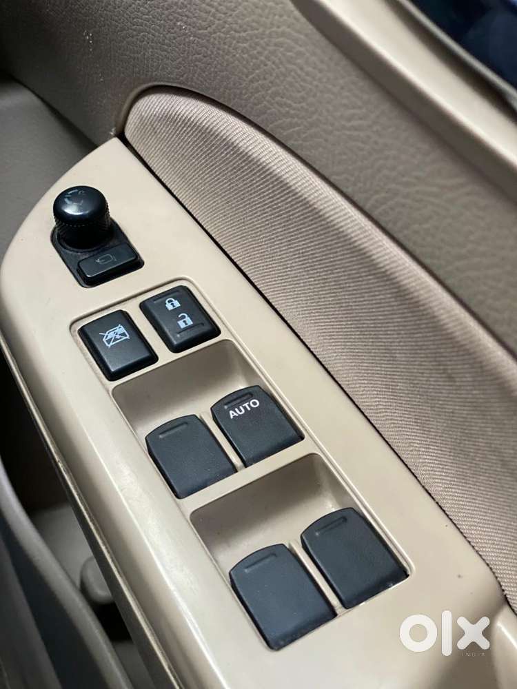 Maruti Suzuki Swift Dzire Zdi Bsiv, 2015, Diesel