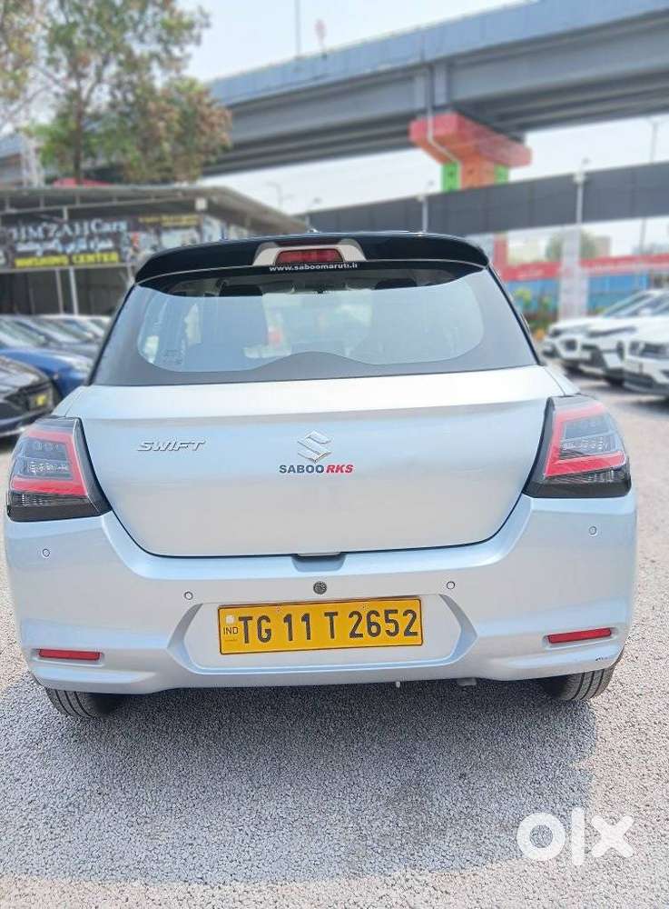 Maruti Suzuki Swift 1.2 Lxi (o), 2024, Petrol