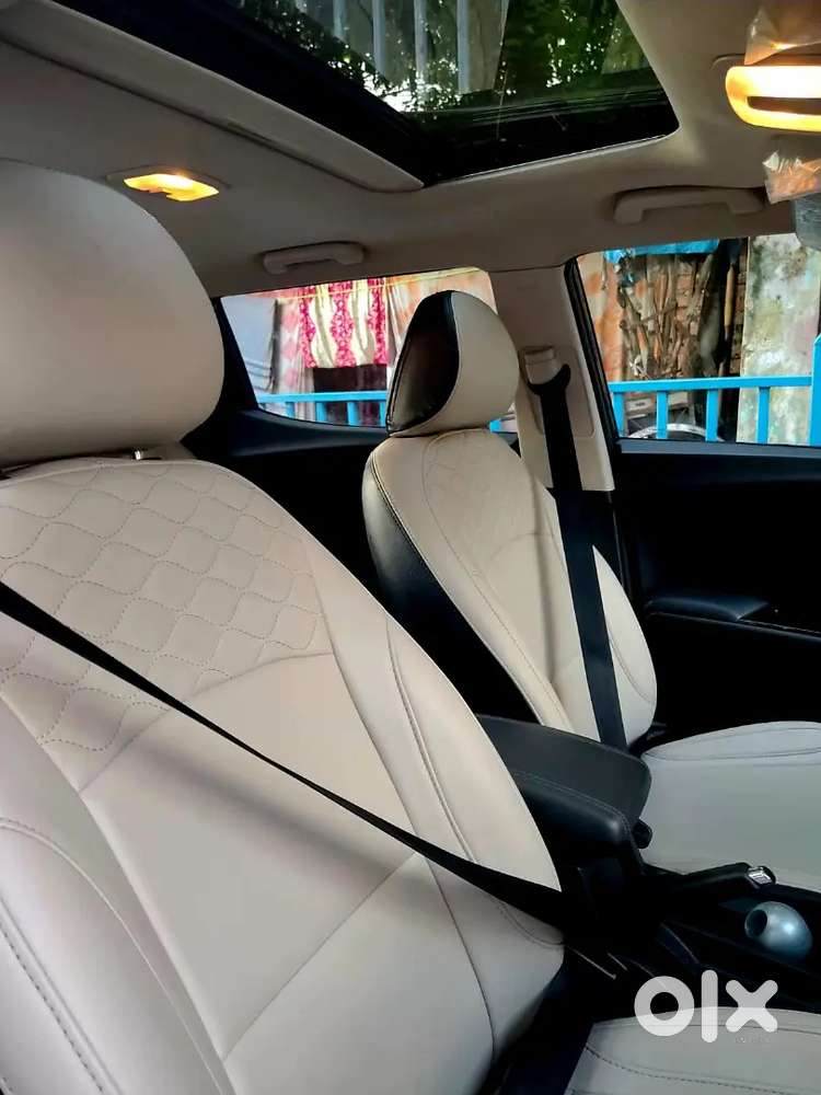 Mahindra Xuv300 Petrol 2023 (rental Availabile)