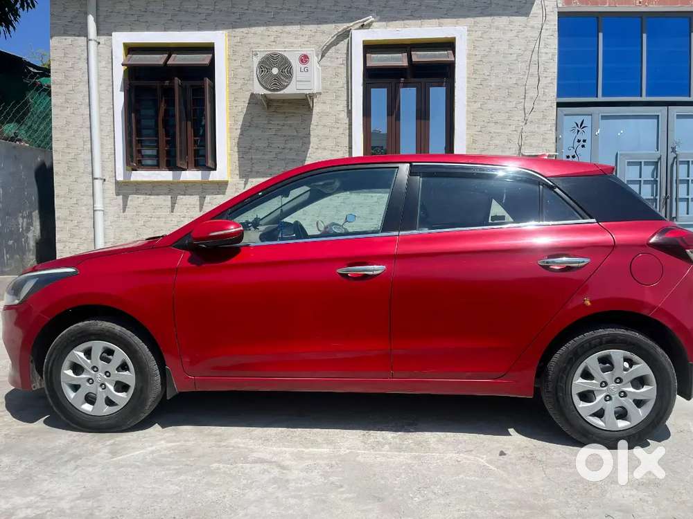Hyundai I20 Sports 2017 Petrol Well Maintained