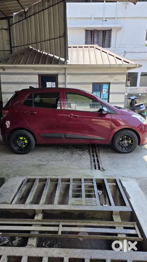 Mint Condition Grand I10 For Sale With Brand New Alloys.