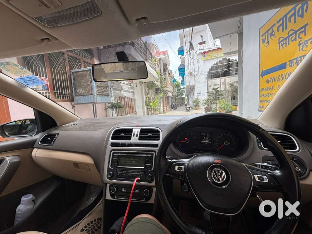 Volkswagen Vento Petrol 2015
