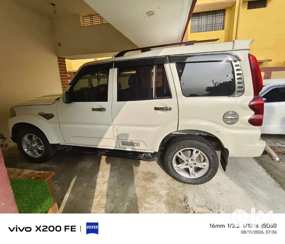 Mahindra Scorpio S10 2014