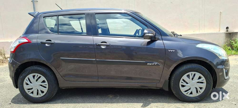 Maruti Suzuki Swift Vxi + Manual, 2016, Petrol