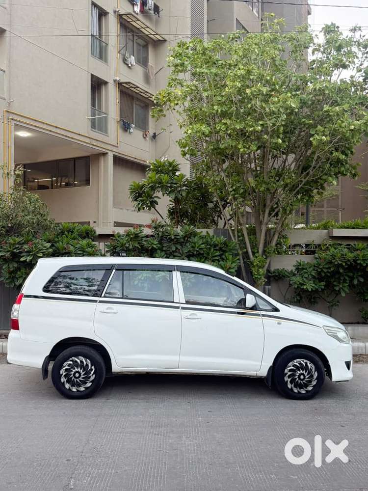 Toyota Innova Diesel 2012