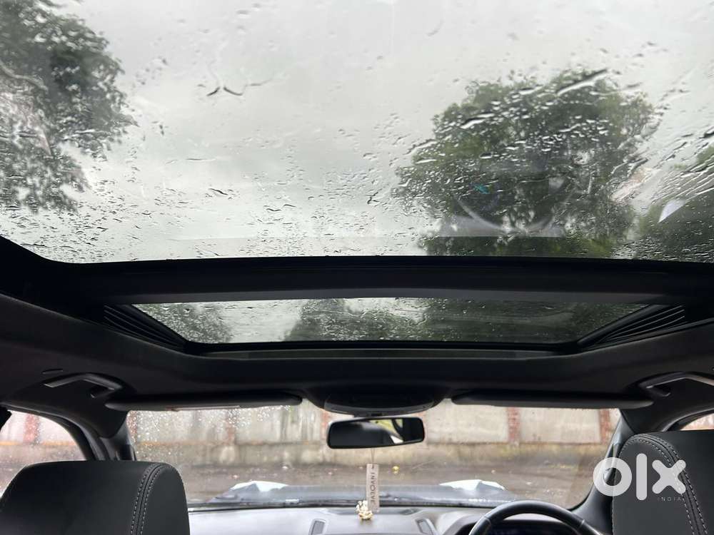 Ford Endeavour 2.2 Titanium At 4x2 Sunroof, 2018, Diesel