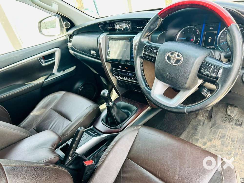 Toyota Fortuner [2021-ongoing] 2.8 2wd Diesel Mt, 2020, Diesel