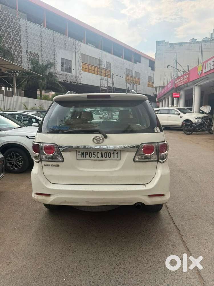 Toyota Fortuner Diesel 2012