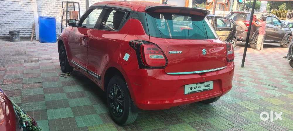 Maruti Suzuki Swift 1.2 Vxi (o), 2023, Petrol