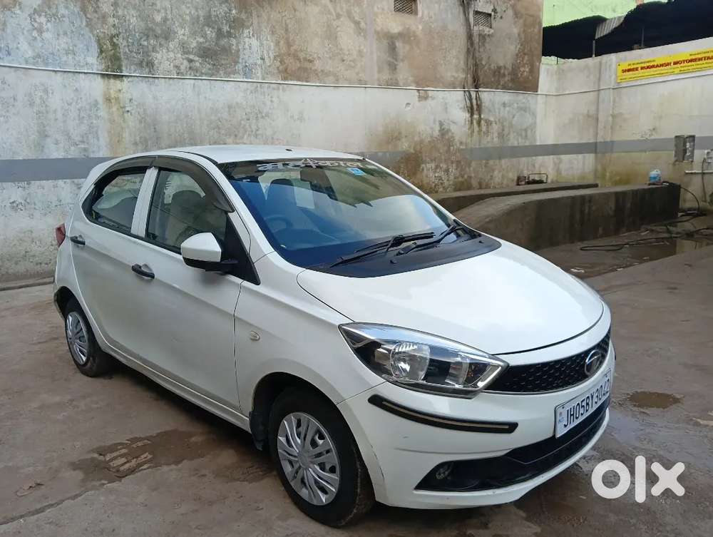 Tata Tiago Revotron 2018