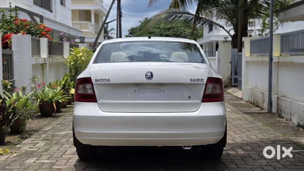 Skoda Rapid 1.5 Tdi 2015 Automatic Elegance